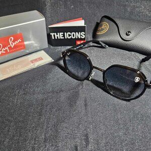 Premium Oval Black Sunglasses with Full Accessories - Stylish and Durable